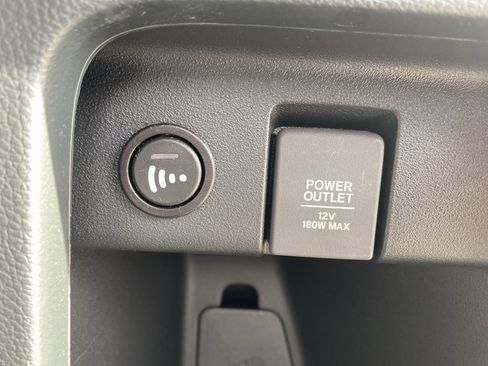 Used 2023 Honda Odyssey EX-L image 19