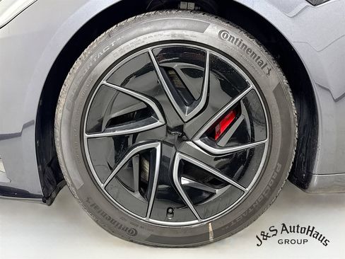 Used 2026 Tesla Model S Plaid image 37