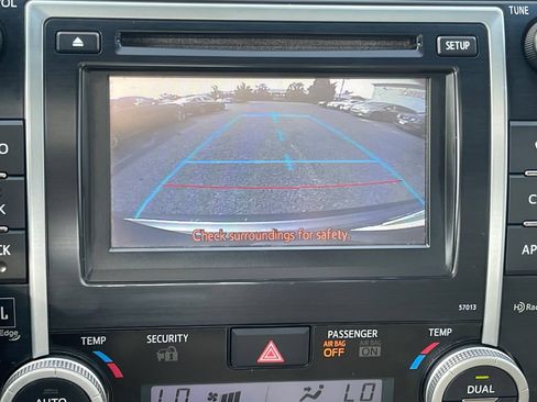 Used 2012 Toyota Camry XLE FWD image 35