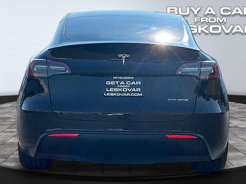 Used 2022 Tesla Model Y Performance AWD/4WD image 4