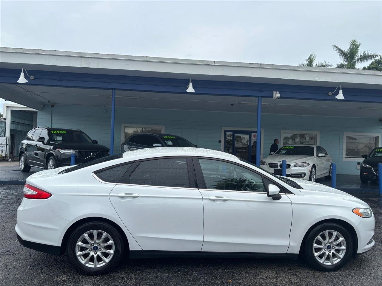 Used 2016 Ford Fusion S FWD image 6