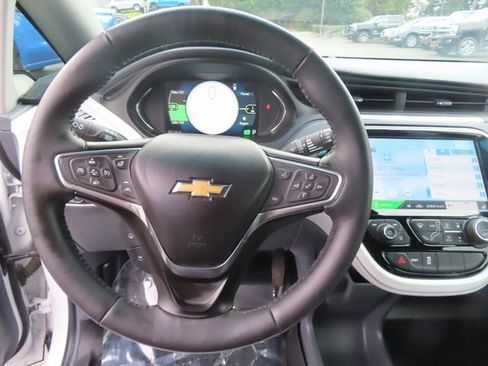 Used 2017 Chevrolet Bolt Premier w/ Driver Confidence II Package image 17