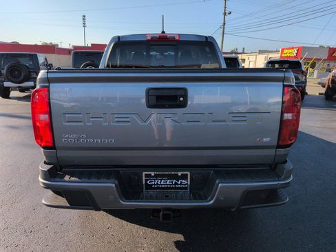 Used 2021 Chevrolet Colorado Z71 AWD/4WD image 4
