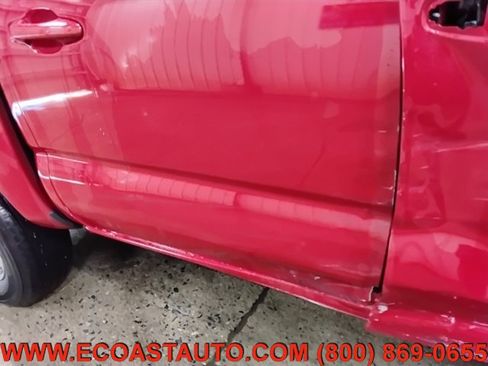 Used 2023 Toyota Tacoma SR image 16
