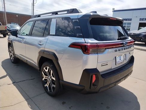 New 2026 Subaru Outback Touring XT AWD/4WD image 10