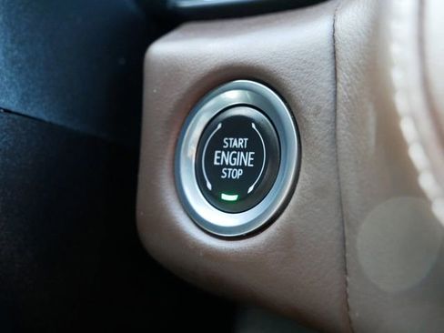 Used 2024 Chevrolet Suburban High Country image 22