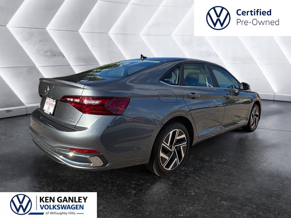 Certified 2024 Volkswagen Jetta SEL FWD image 4