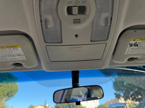 Used 2015 Toyota Prius Two image 15