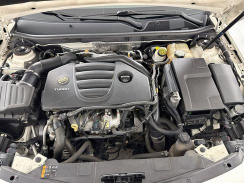 Used 2013 Buick Regal Premium FWD image 26