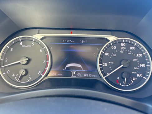 Used 2025 Nissan Sentra SV image 27