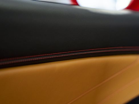 Used 2016 Ferrari California T RWD image 27