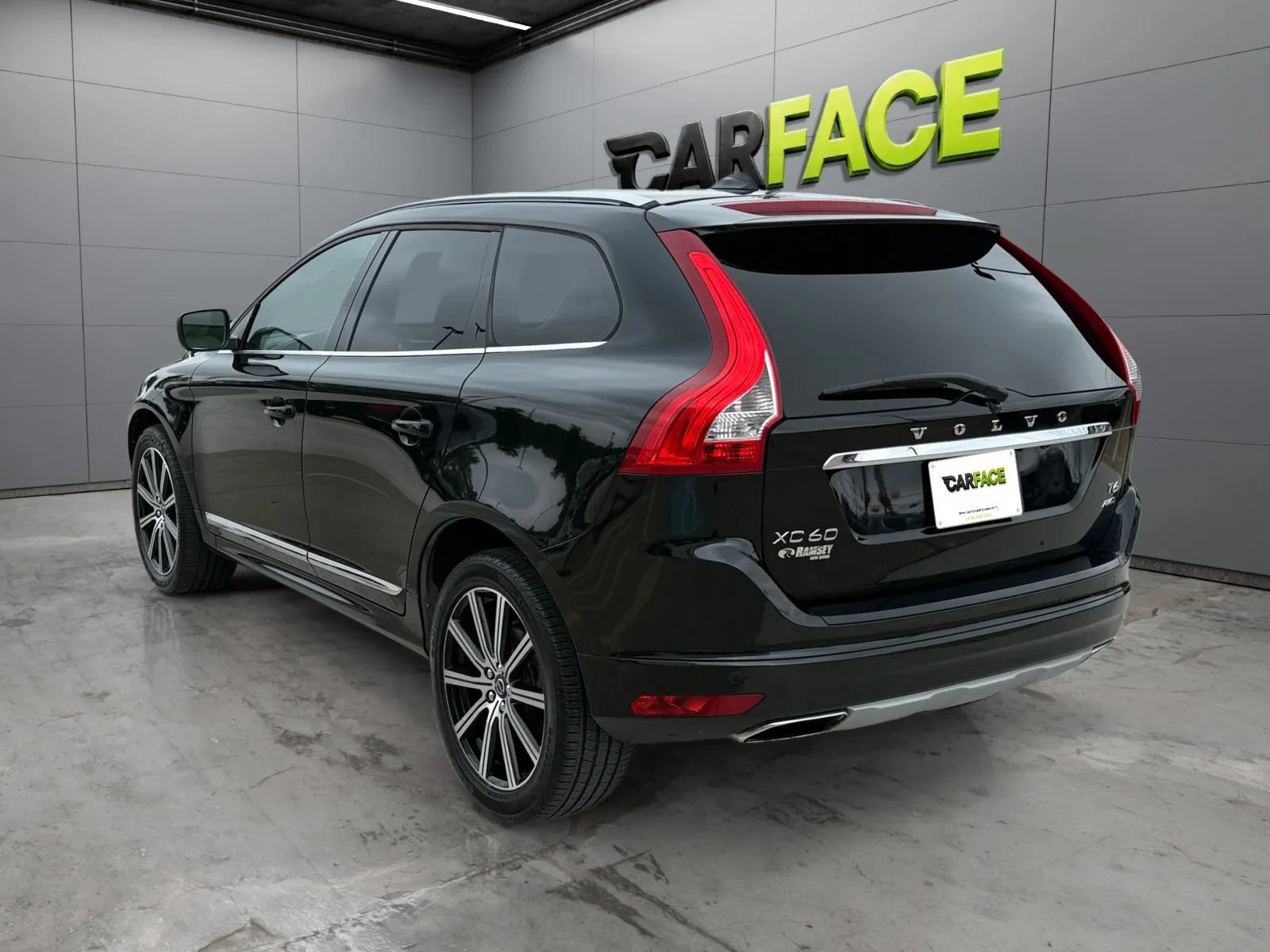 Used 2017 Volvo XC60 T6 Inscription w/ Advanced Package AWD/4WD image 8