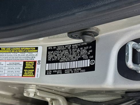Used 2020 Lexus ES 300h w/ Accessory Package 2 FWD image 12