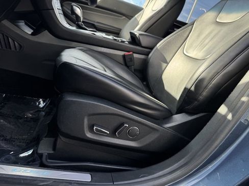 Certified 2018 Ford Edge Titanium w/ Equipment Group 302A image 8