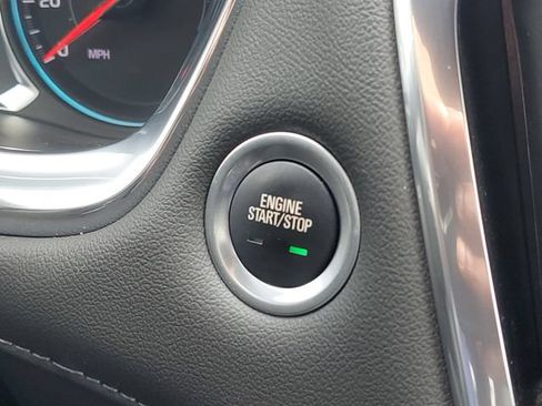 Certified 2023 Chevrolet Traverse LT FWD image 25