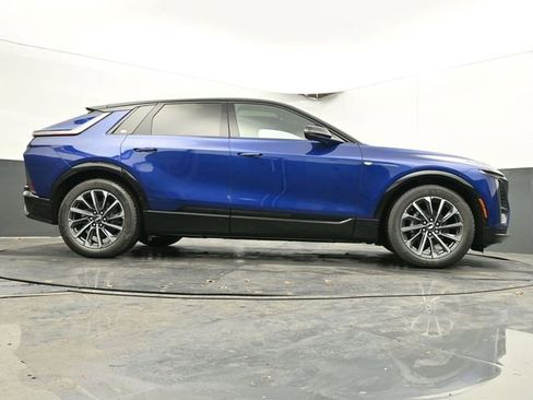 New 2025 Cadillac Lyriq Sport image 48