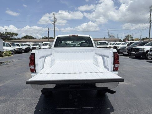 Used 2007 Chevrolet Silverado 2500 W/T RWD image 7