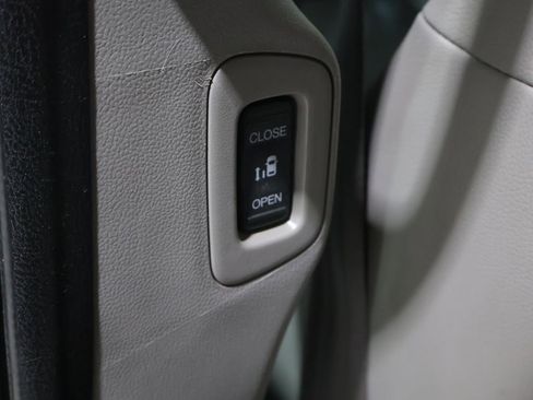 Used 2013 Honda Odyssey EX-L image 19