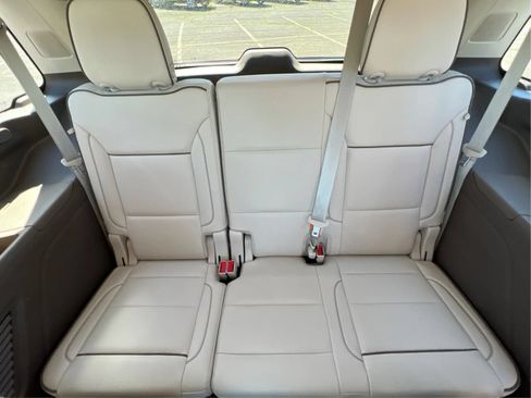 Used 2021 GMC Yukon Denali w/ Denali Ultimate Package AWD/4WD image 48