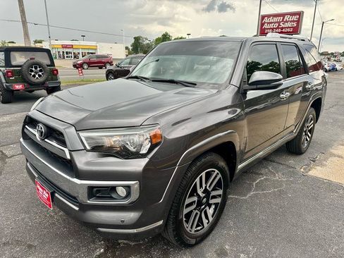 Used 2019 Toyota 4Runner Limited AWD/4WD image 4
