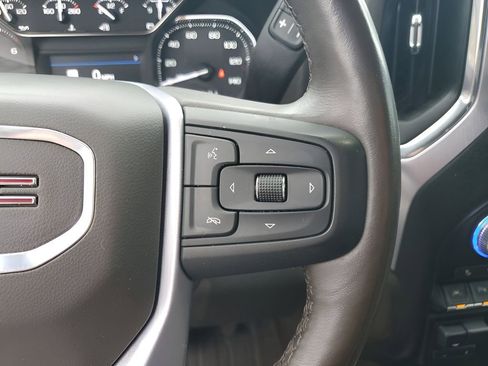 Used 2020 GMC Sierra 1500 SLT image 35