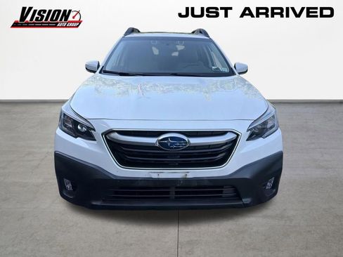 Used 2020 Subaru Outback Premium AWD/4WD image 2