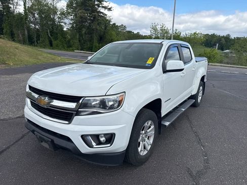 Used 2018 Chevrolet Colorado LT w/ LT Convenience Package AWD/4WD image 4