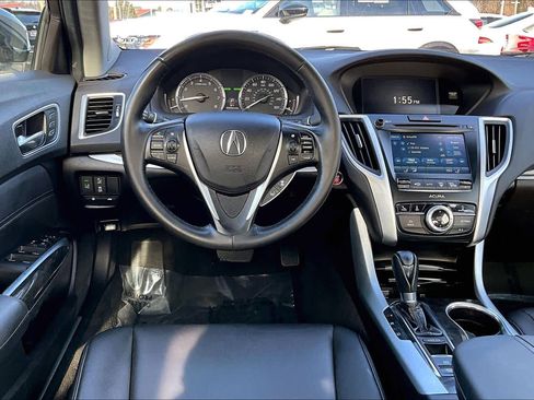 Used 2020 Acura TLX image 5