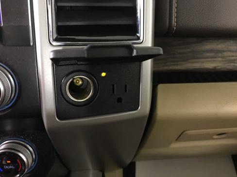 Used 2020 Ford F150 Lariat w/ Equipment Group 502A Luxury image 50