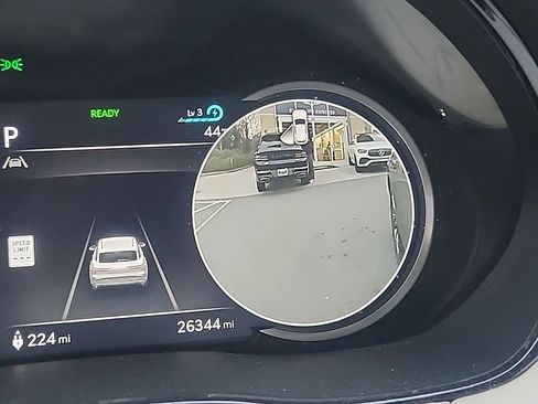 Used 2023 Genesis Electrified GV70 Advanced image 12