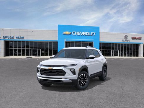 New 2026 Chevrolet TrailBlazer LT w/ Convenience Package FWD image 8