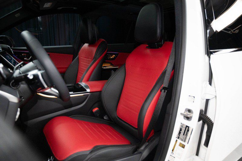 Certified 2026 Mercedes-Benz GLC 300 image 11