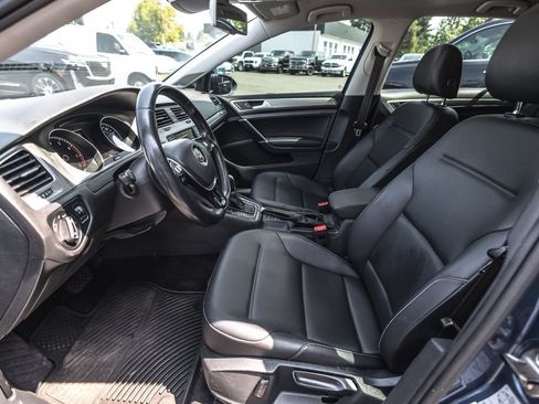 Used 2016 Volkswagen Golf SE w/ Lighting Package FWD image 17