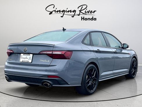 Used 2022 Volkswagen Jetta GLI Autobahn FWD image 6