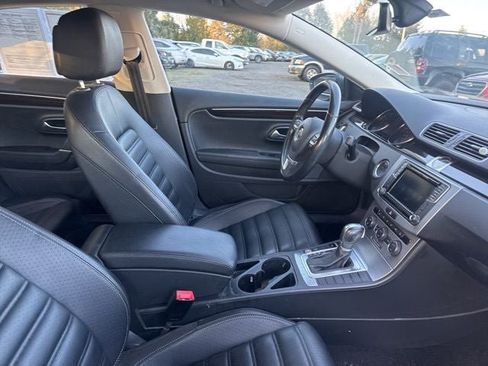 Used 2017 Volkswagen CC Sport image 22