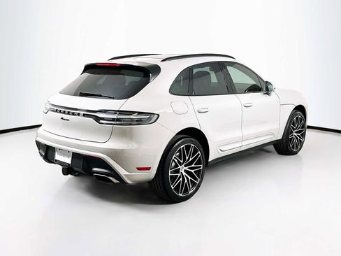 New 2025 Porsche Macan image 9