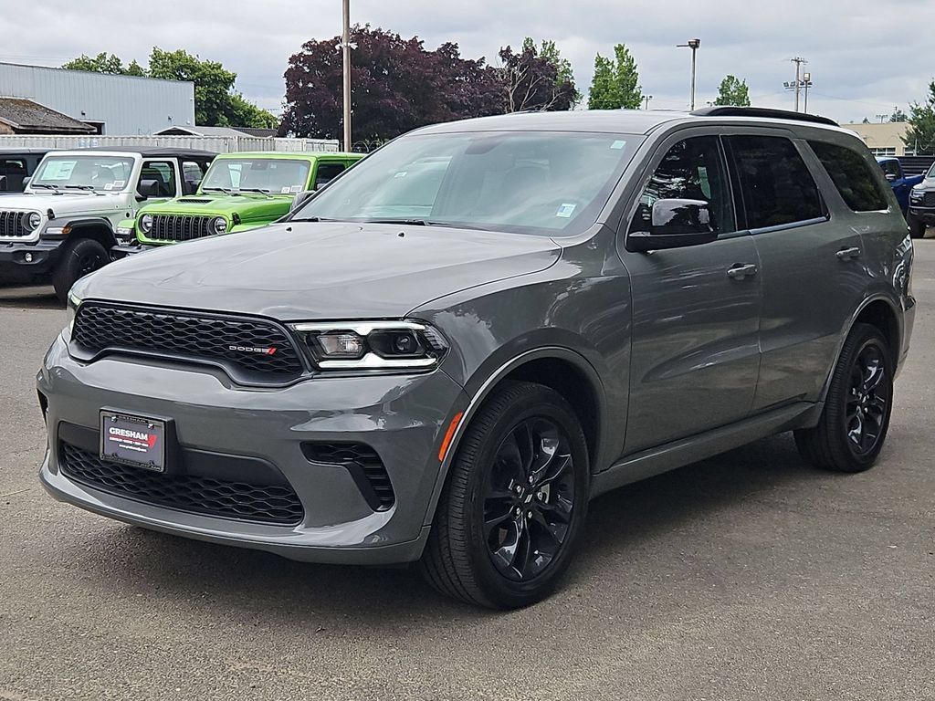 Certified 2023 Dodge Durango GT w/ Blacktop Package AWD/4WD image 3