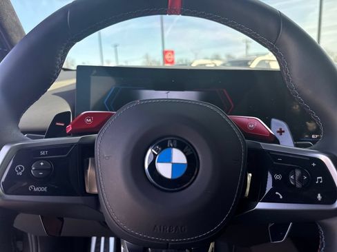 Used 2025 BMW M5 Touring AWD/4WD image 38