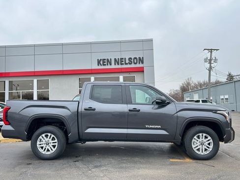 New 2026 Toyota Tundra SR5 w/ SR5 Convenience Package image 11