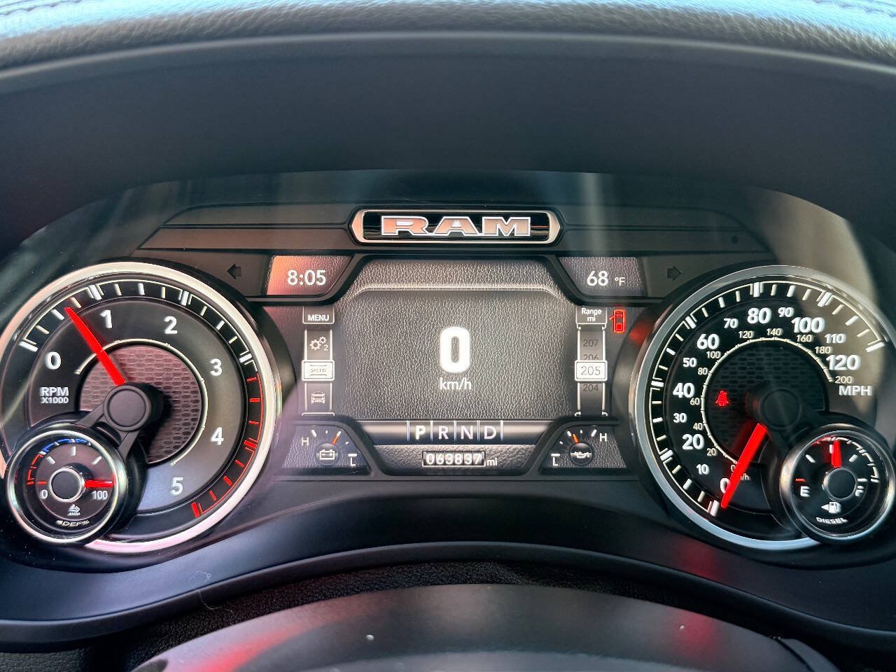 Used 2020 RAM 2500 Laramie w/ Night Edition AWD/4WD image 26