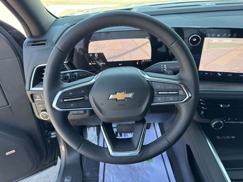 New 2026 Chevrolet Suburban LT w/ Comfort Package AWD/4WD image 18