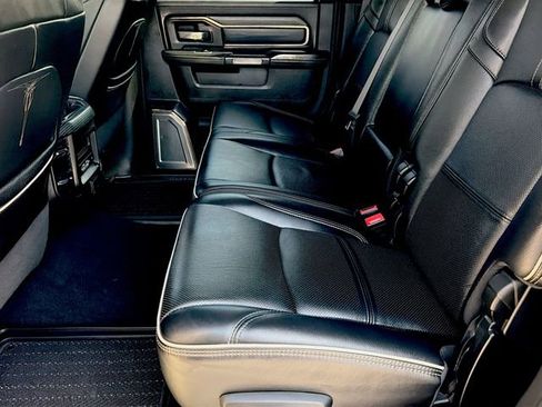 Used 2020 RAM 2500 Limited image 23