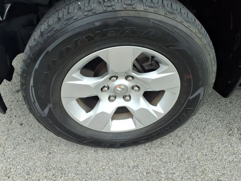 Used 2022 RAM 1500 Big Horn AWD/4WD image 5