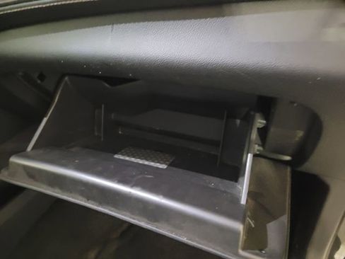 Used 2016 GMC Yukon XL Denali w/ Open Road Package image 74