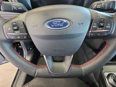 Used 2025 Ford Escape ST-Line Select AWD/4WD image 21