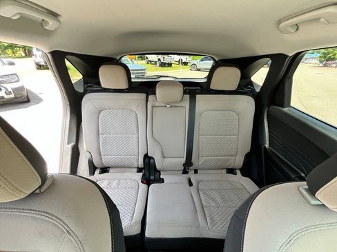 Used 2022 Ford Escape SE w/ Convenience Package FWD image 14