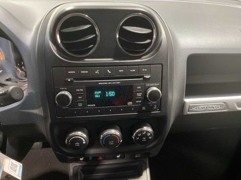 Used 2017 Jeep Compass Sport w/ Power Value Group image 16