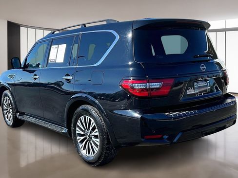 Used 2023 Nissan Armada SL w/ Midnight Edition Package image 4