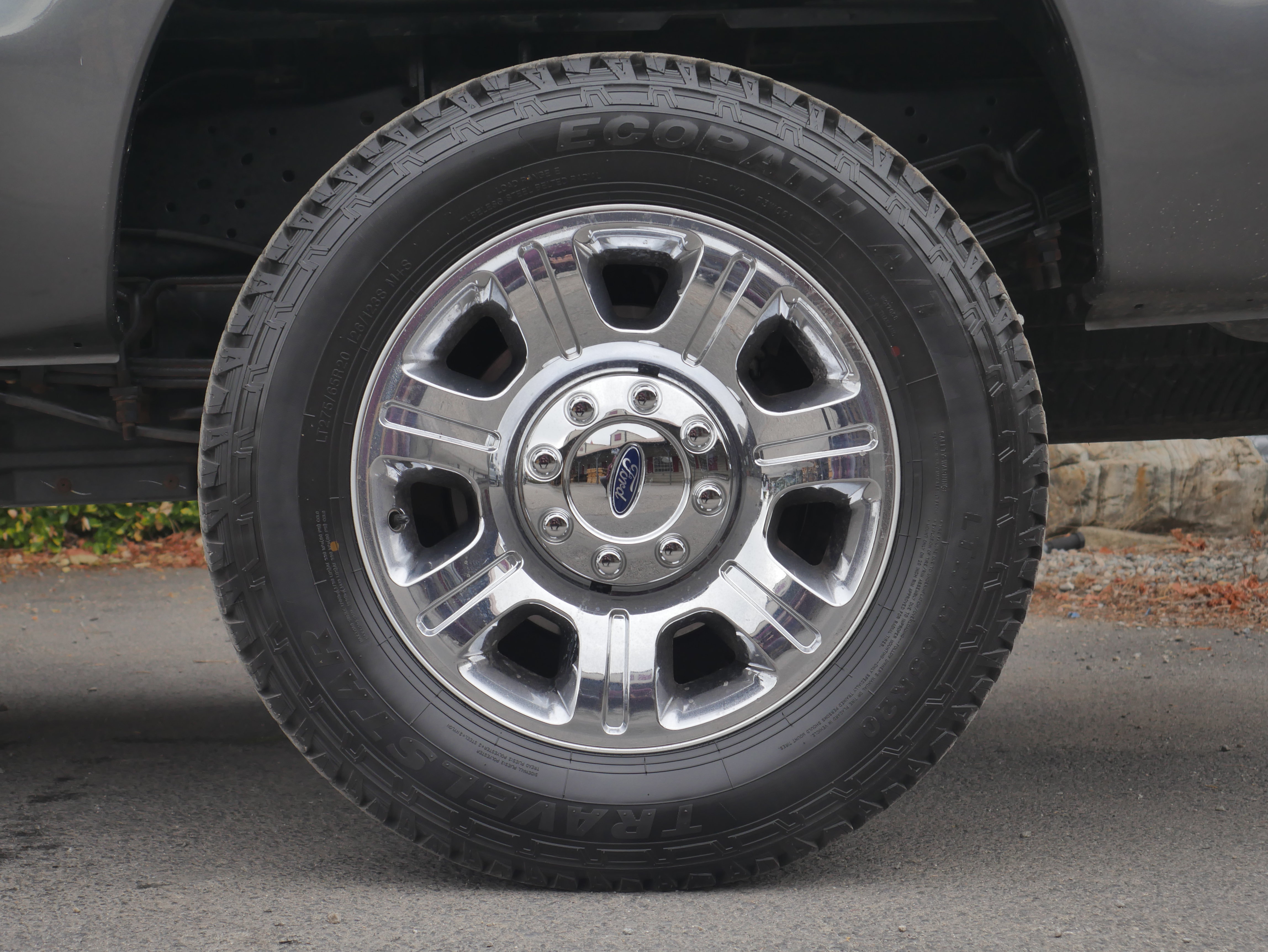 Used 2015 Ford F250 Lariat w/ Chrome Package AWD/4WD image 16