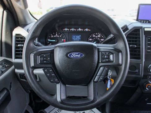 Used 2018 Ford F550 2WD Regular Cab Super Duty image 29